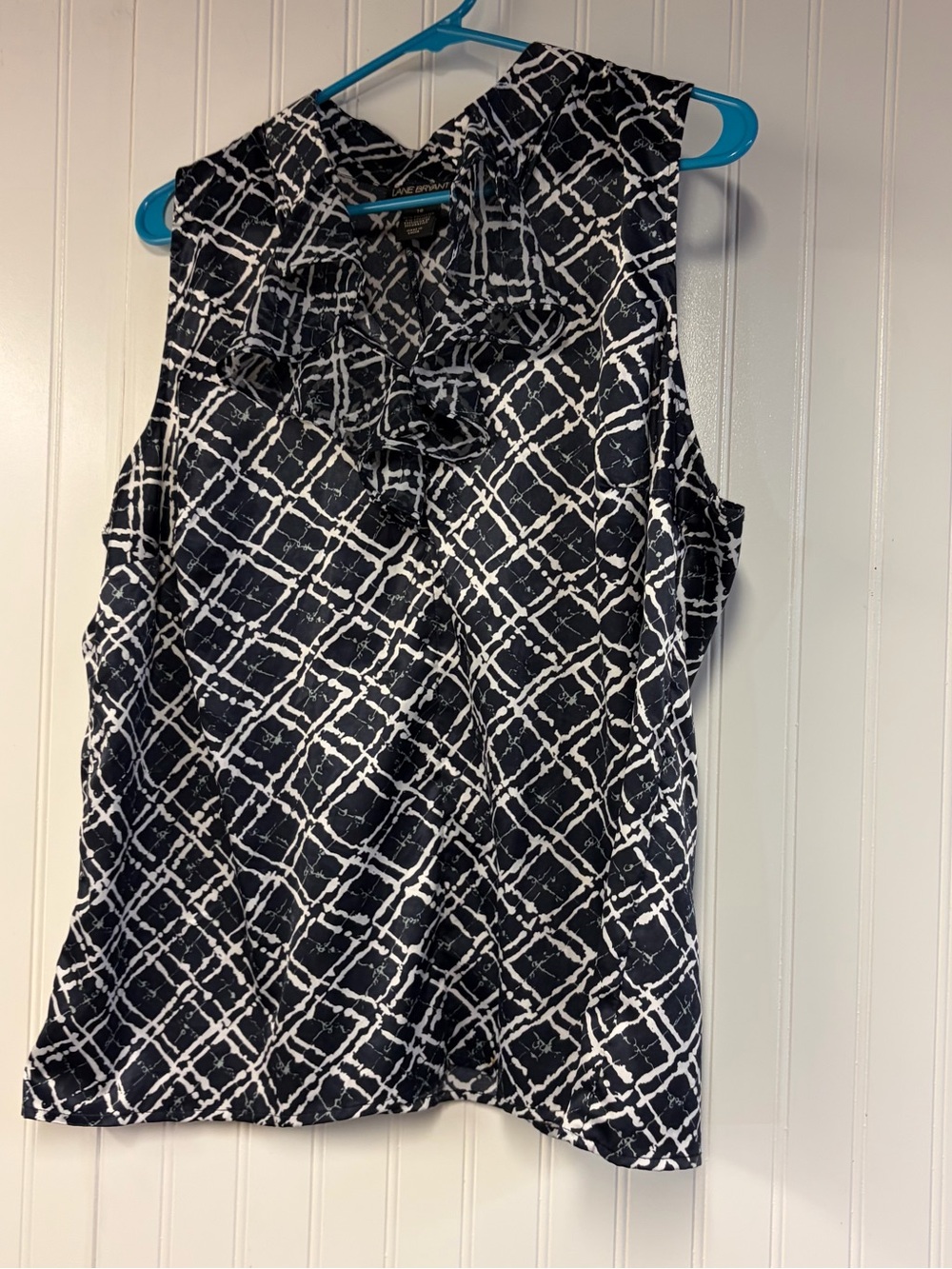 Lane Bryant Navy and White Geometric Ruffle-Front Sleeveless Top 16